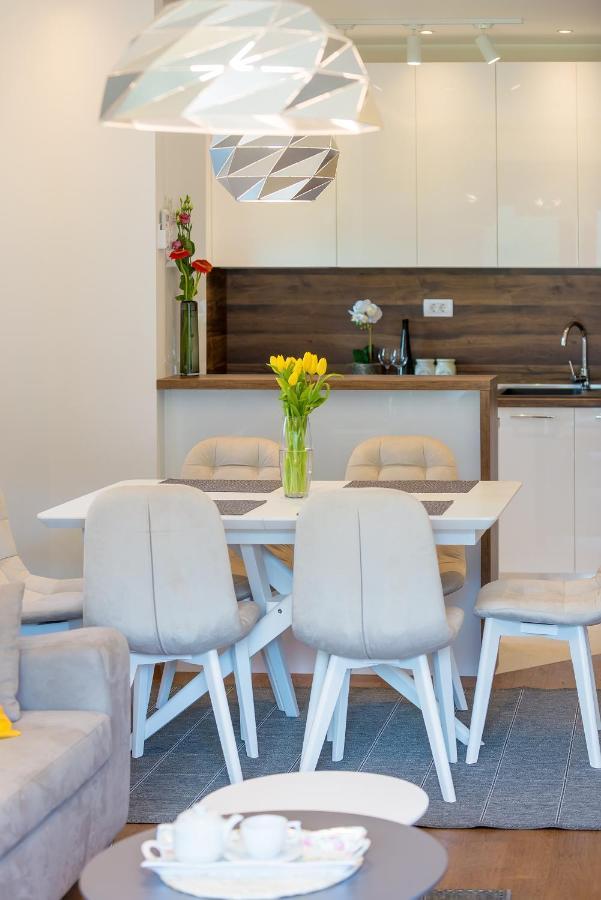 Montefiori Lux View Apartment โกตอร์ ภายนอก รูปภาพ
