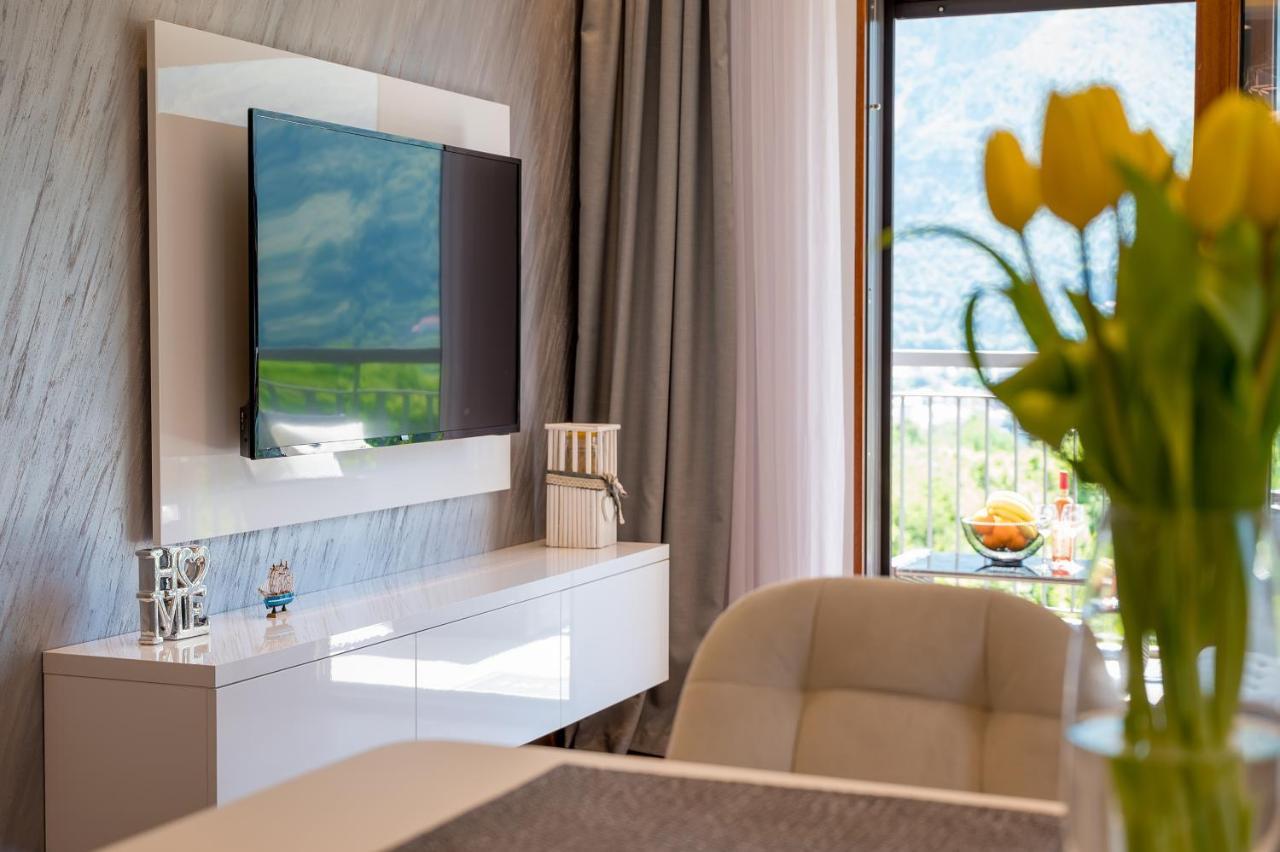 Montefiori Lux View Apartment โกตอร์ ภายนอก รูปภาพ