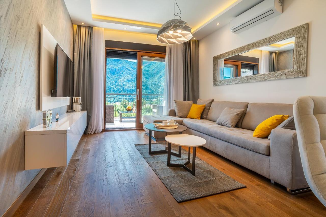 Montefiori Lux View Apartment โกตอร์ ภายนอก รูปภาพ