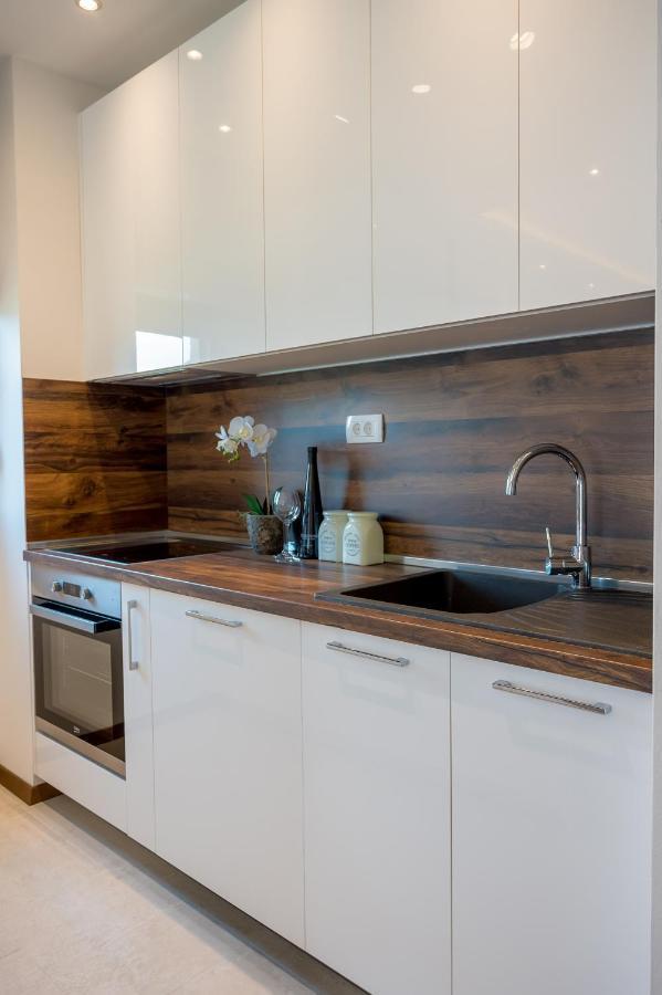 Montefiori Lux View Apartment โกตอร์ ภายนอก รูปภาพ