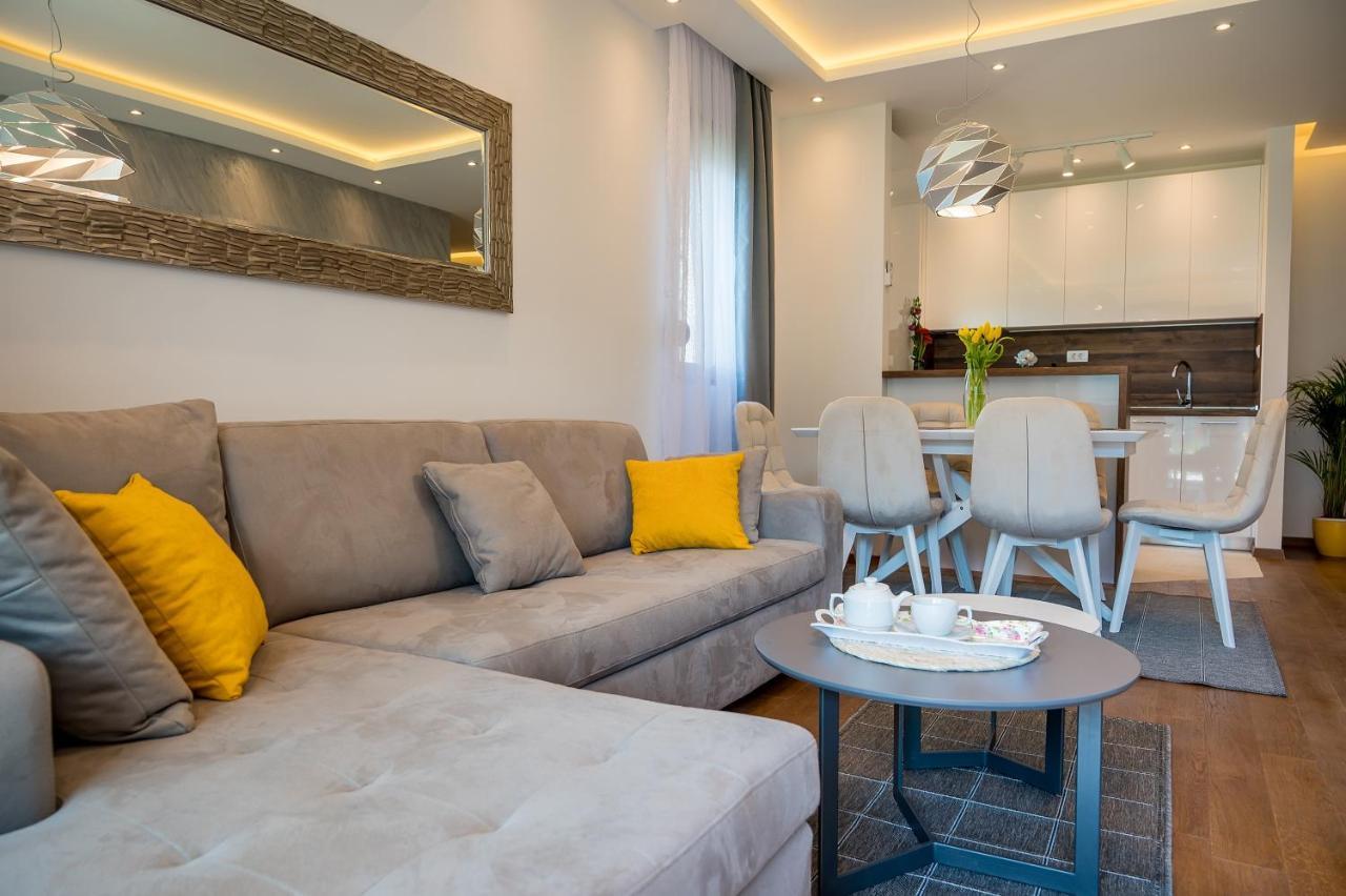 Montefiori Lux View Apartment โกตอร์ ภายนอก รูปภาพ